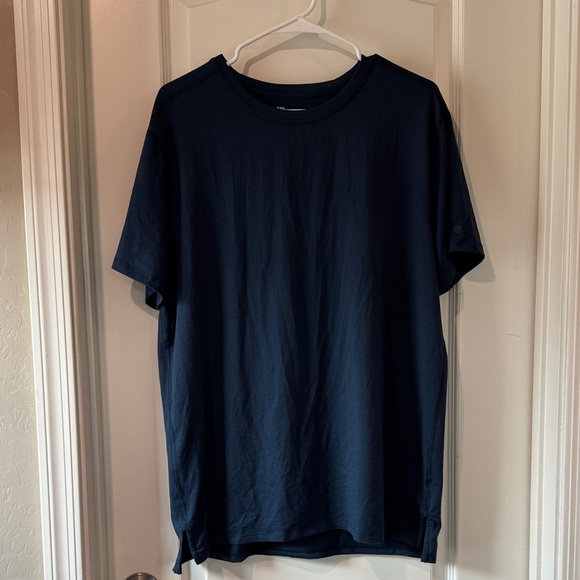 All in Motion Dark Blue Short Sleeve Tee / A53 - Picture 1 of 2